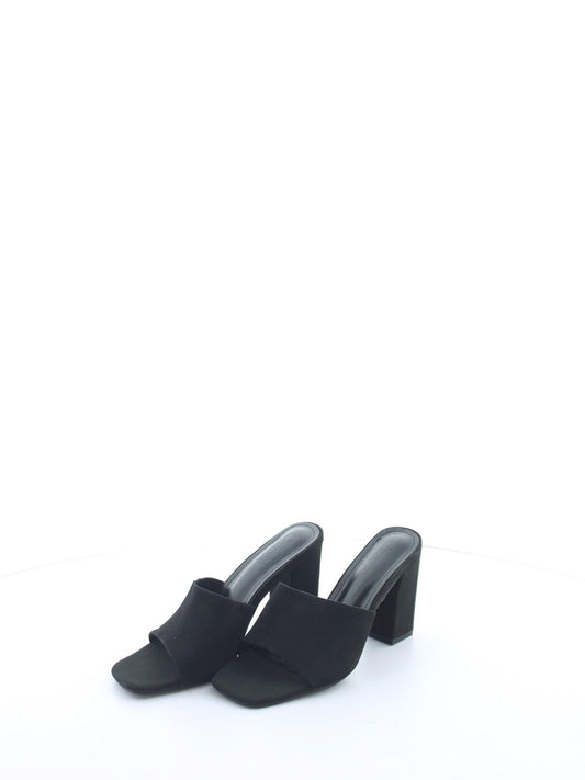 1d19cfd2b40858cab73cc81c456dbdfd