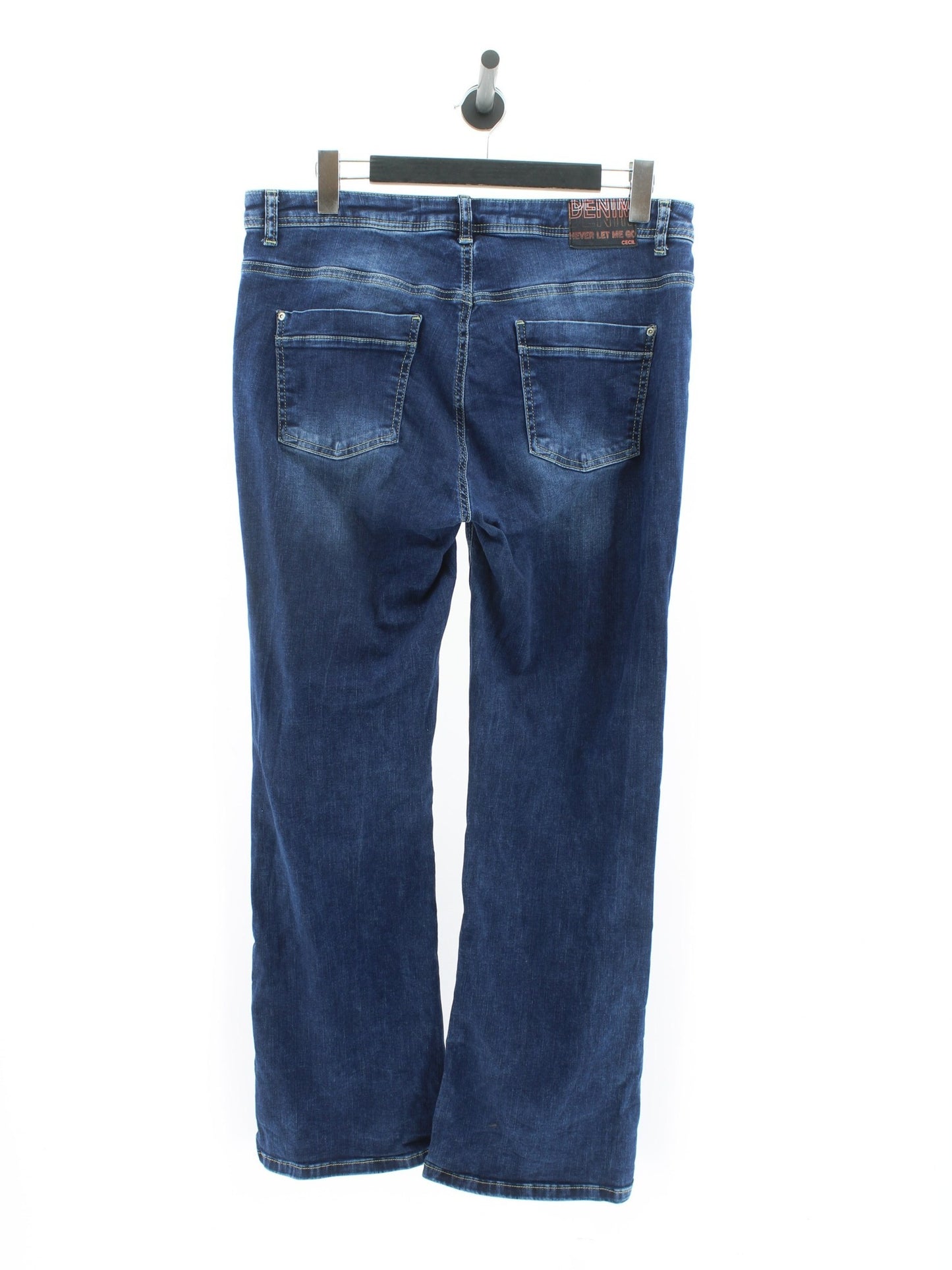 35e3f8e86b42a835b7c50a660549f93f