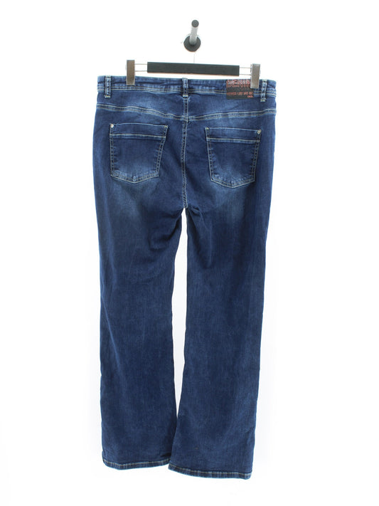 35e3f8e86b42a835b7c50a660549f93f