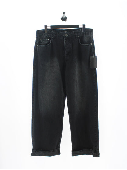 Spodnie jeans Boohoo Rozmiar: 52