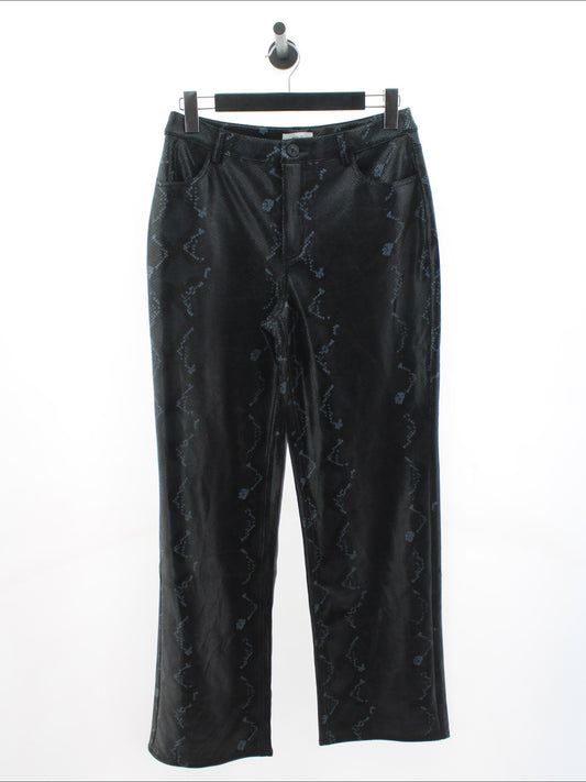 fbe42b8c2e4b6de8b737381e79052572