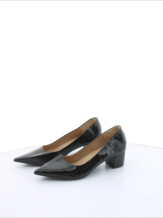 6e439d3519e89557f23e6df08cd64d51