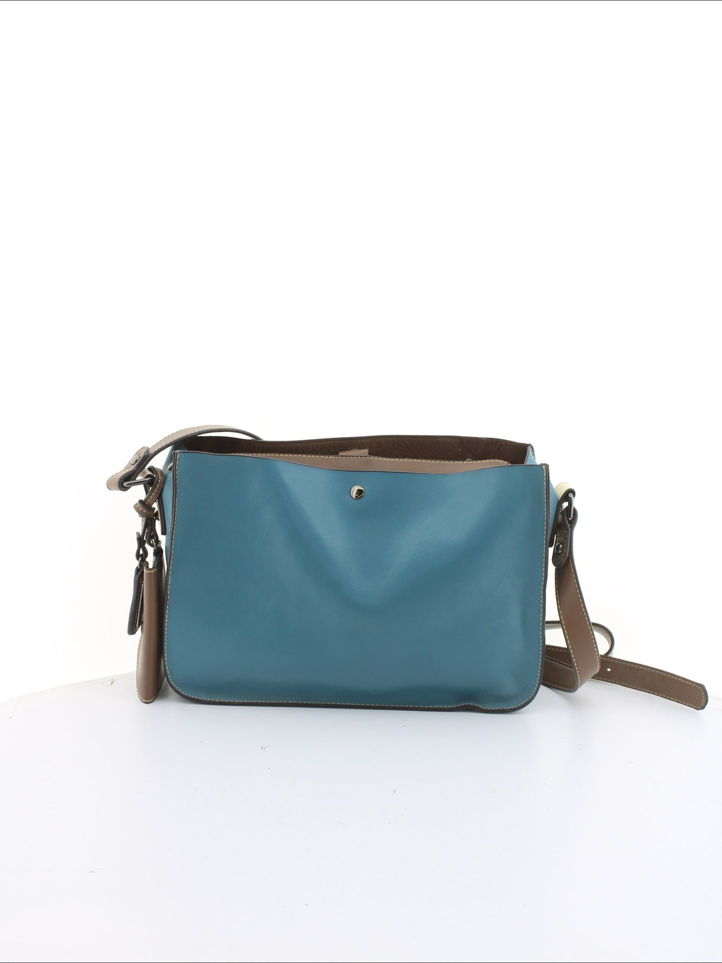 54c020661f5422547f7afecf4a65d62c