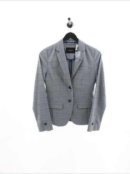 821b28b3b622fdd9f081e6b123dcbc69