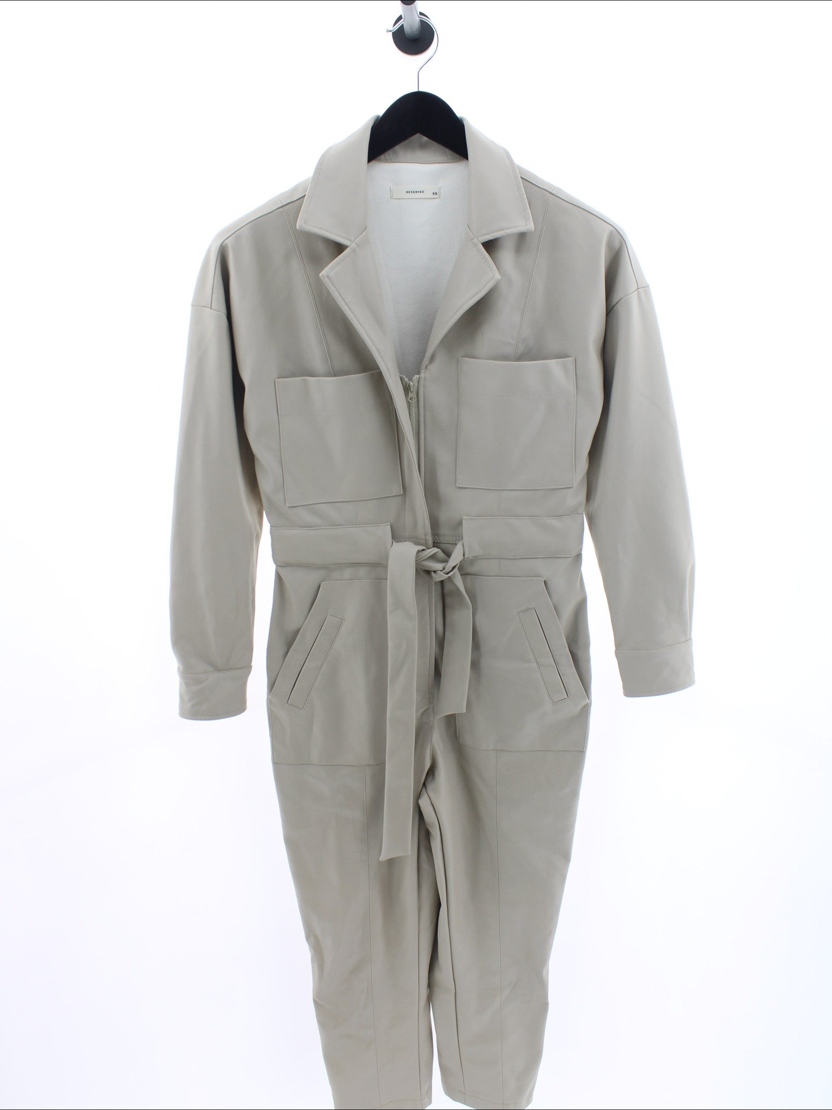 69ce883b496877a71f1ec1049d222136