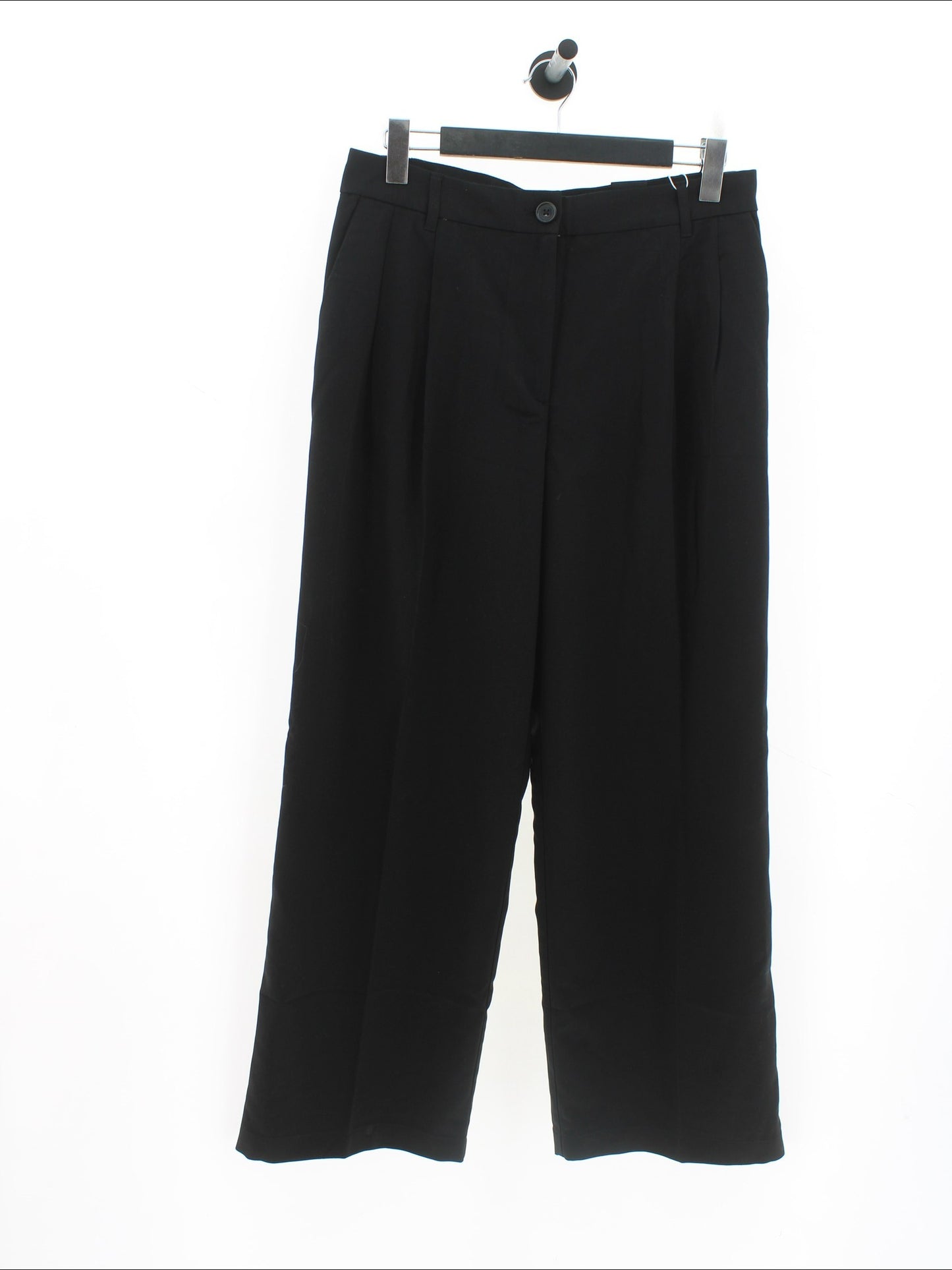 Spodnie Casual Monki Rozmiar: 42