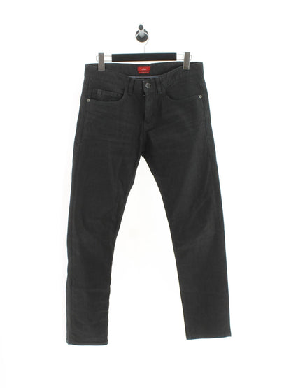 4b938bdadb4fbc02a648630b89ef3582