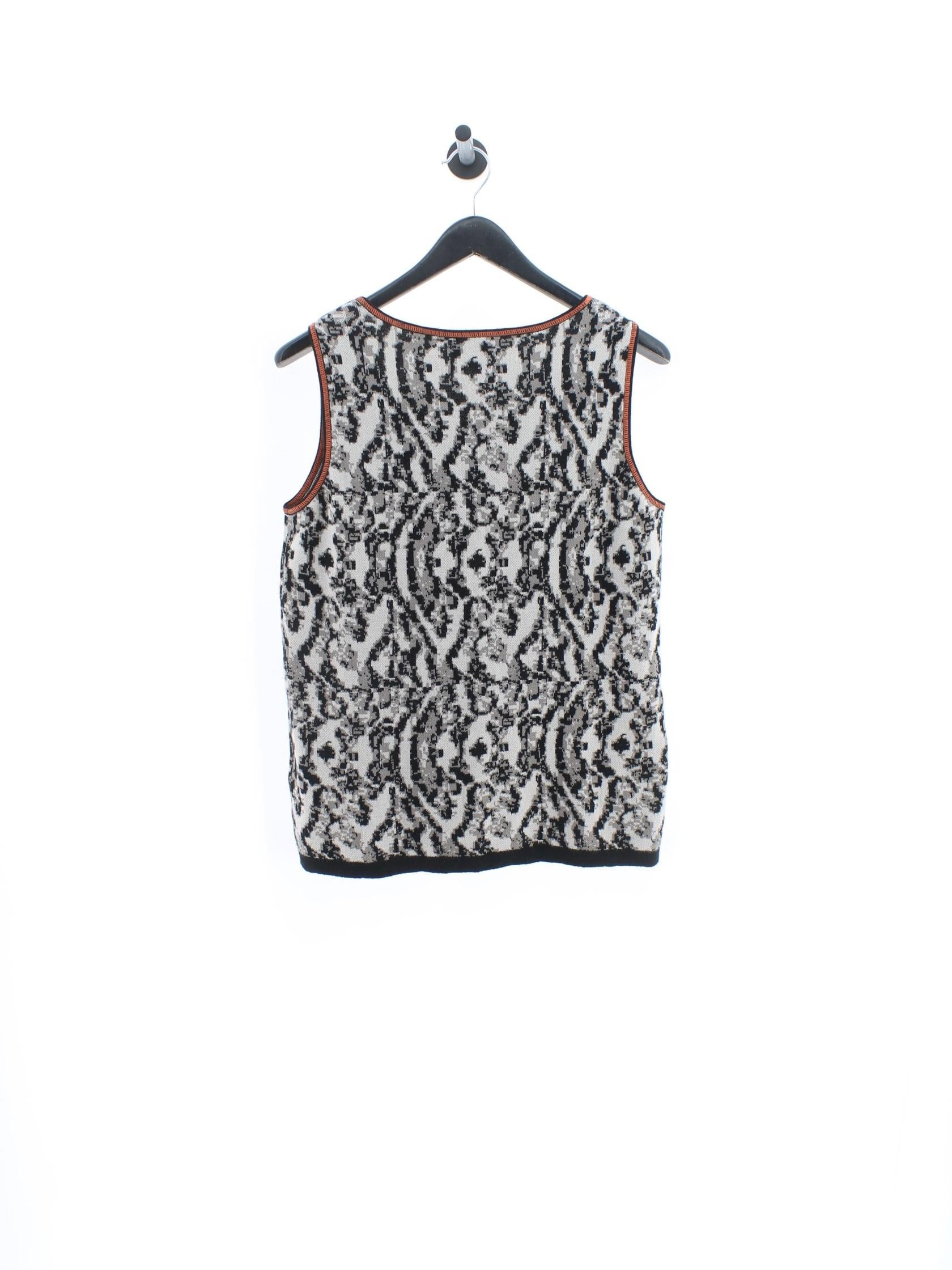 51b74c7939bd892e0df4c846501df3f6