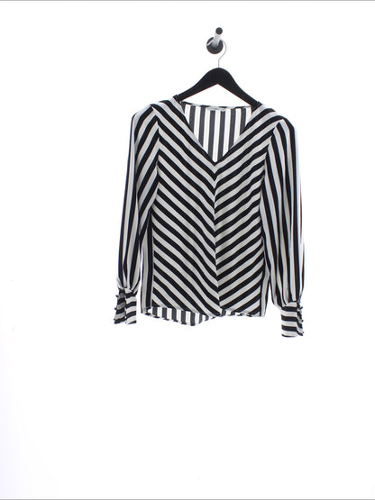 ee1d32c06a079169054d15a0b1a187e3