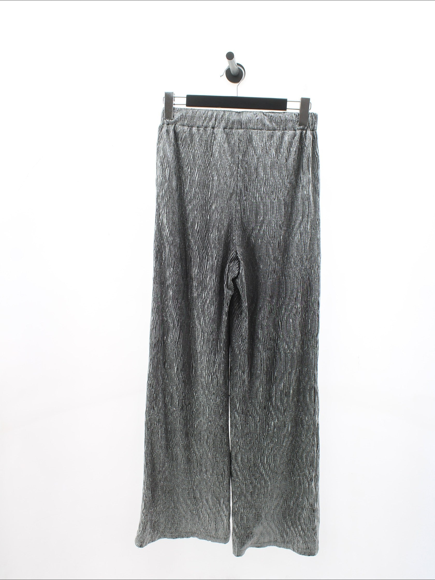 154380b10830cee2a00adb918395ec46