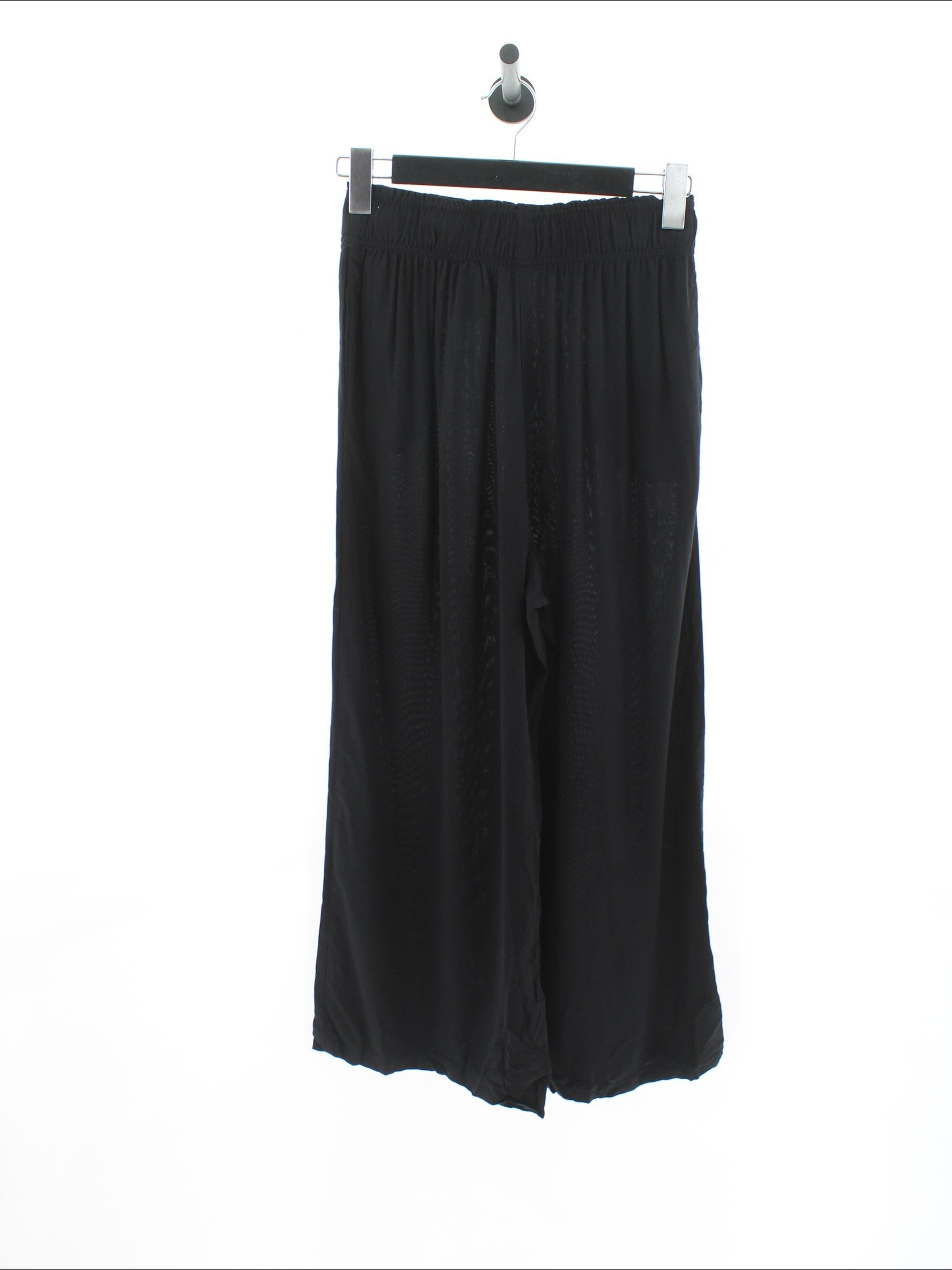 935b34bd3cc3e165df62ab12917c240d