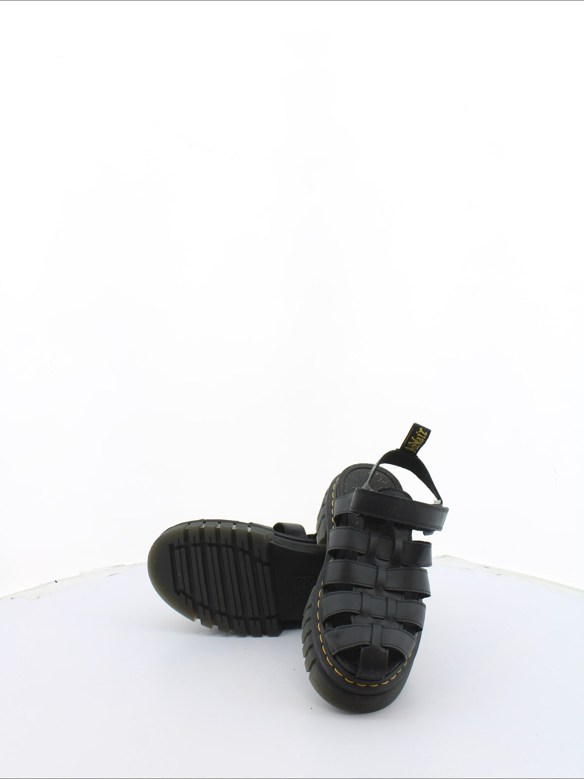 Sandały Dr. Martens Rozmiar: 40