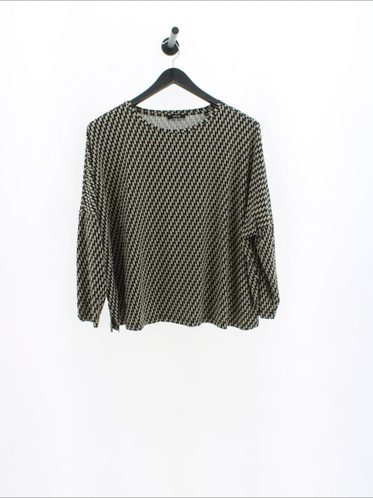 35737e7e6906da9a4677f555518f6e56