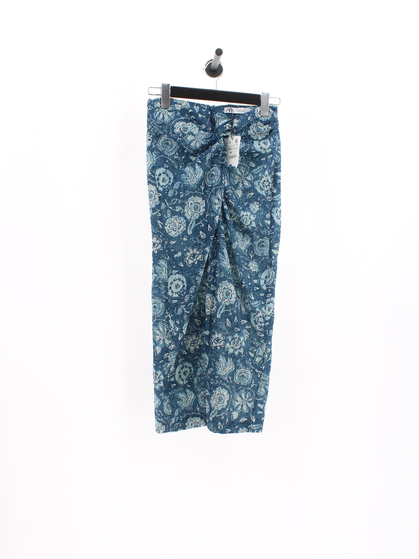 21006a5094298cf96563b8a3788e280b