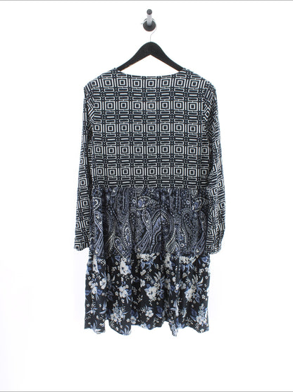 Sukienka ALBA MODA Rozmiar: 38