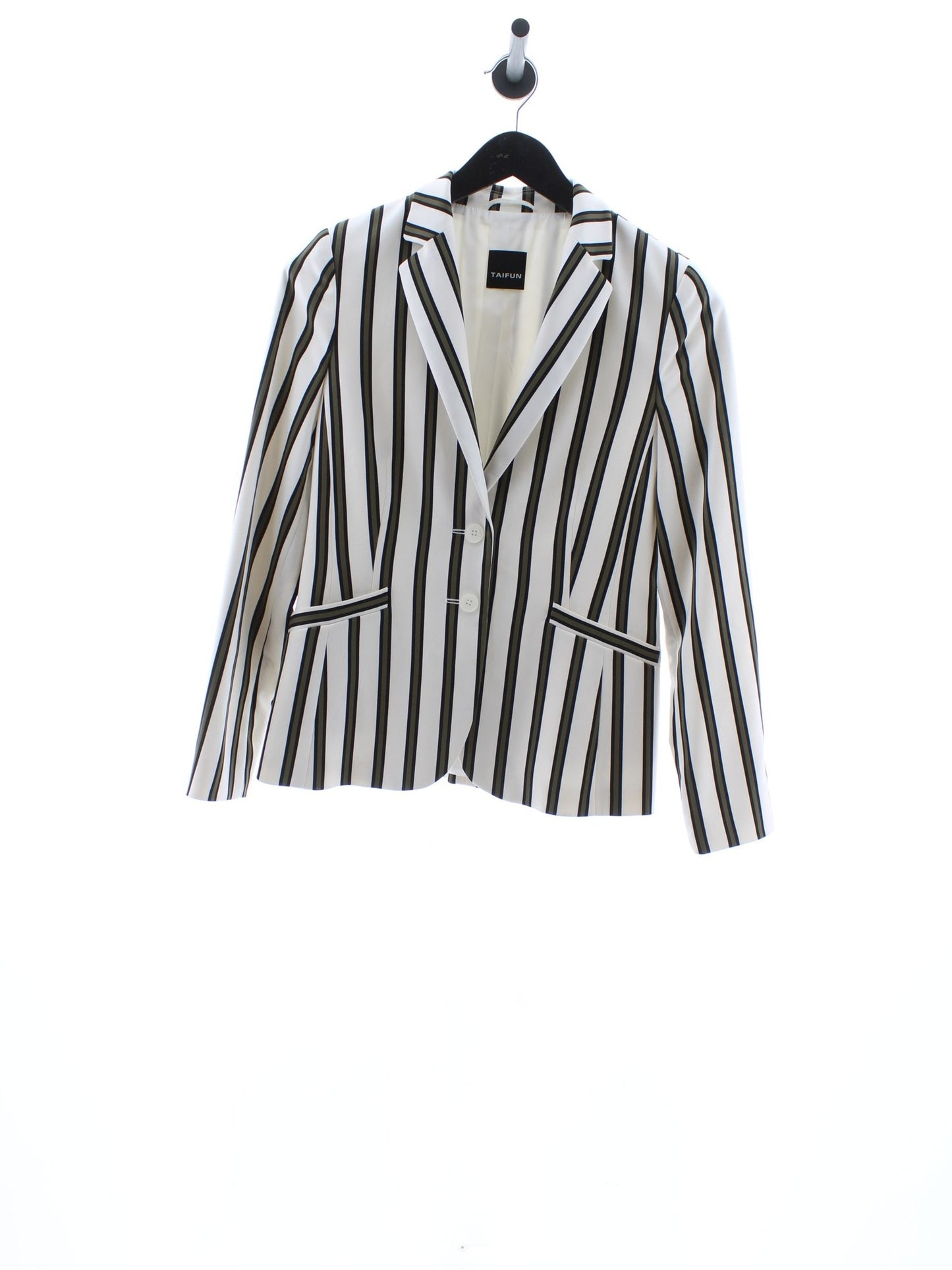 aecf9bda3bdf1995773d6e5f3419758f