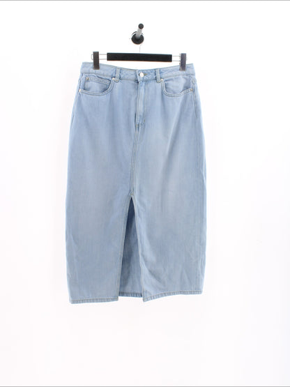 c748ed40064f6d689eb67f41ffa73207