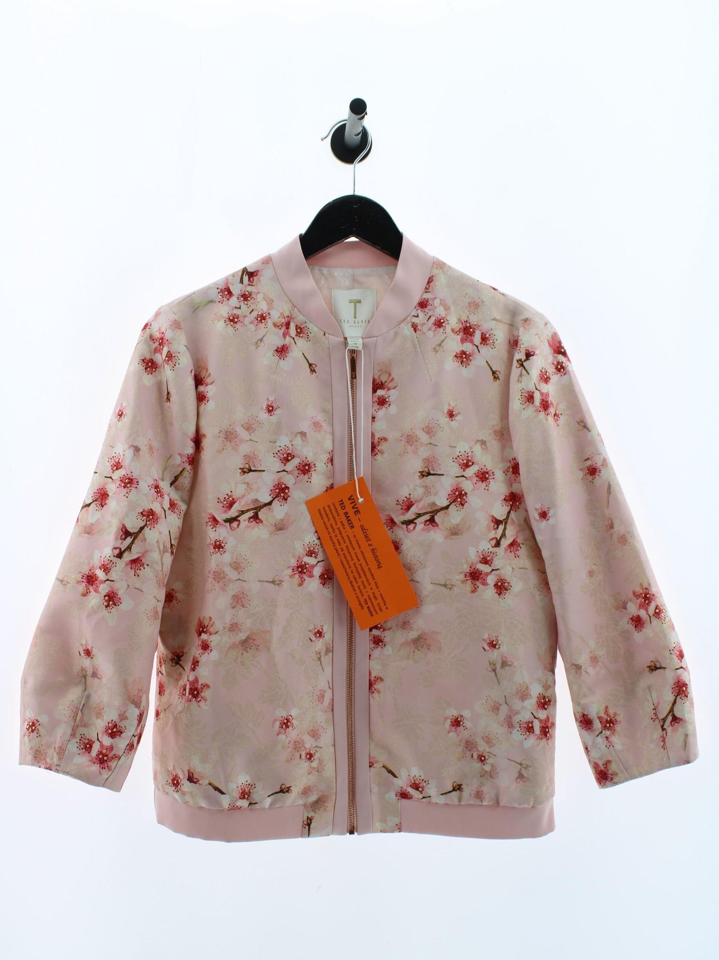 77dad24357689420eca0dbdae1473d8e