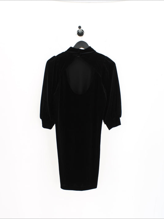 d9d79d7bc93dbe491451dd6ee2452b0f