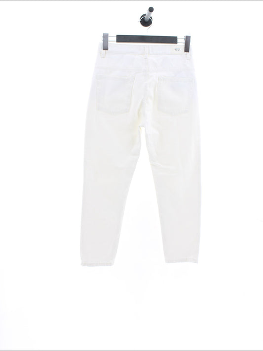 bc2685c888a47ba75fa8d6cdf8883415