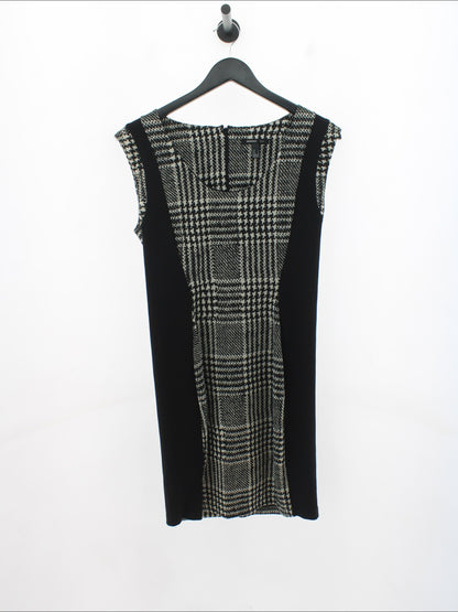 ee8548f2581c41e2c452c55078a4ed09