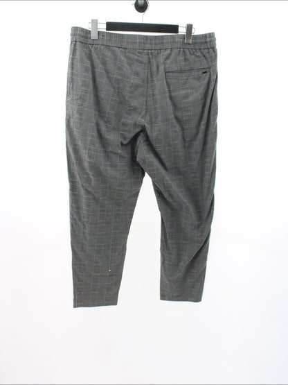 7121210930c2dd3d69438f9d24d43700