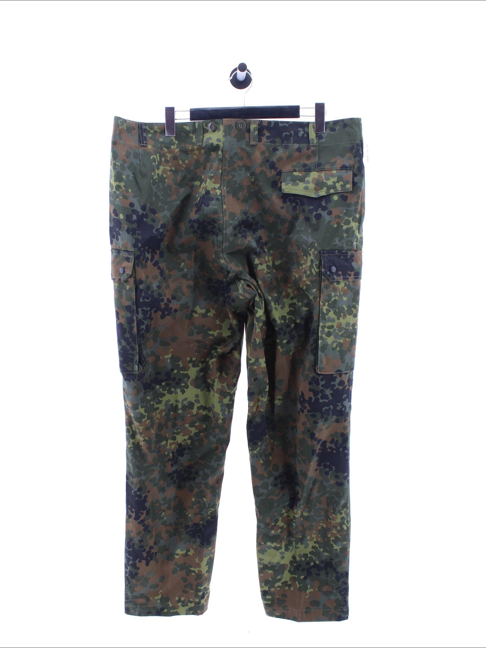 697d0e2fe26bb111ee65ffb7e4a3e2f5