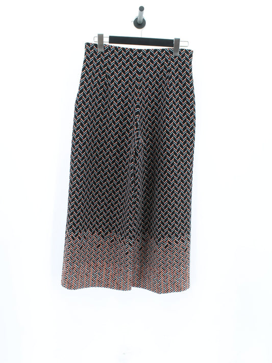 695972c69d25a1d63a789d08807b0530