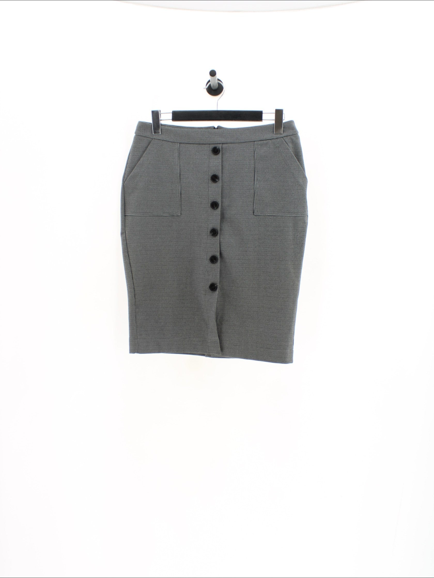 18055ee1ba57b7a96ffc2352d8e336d3