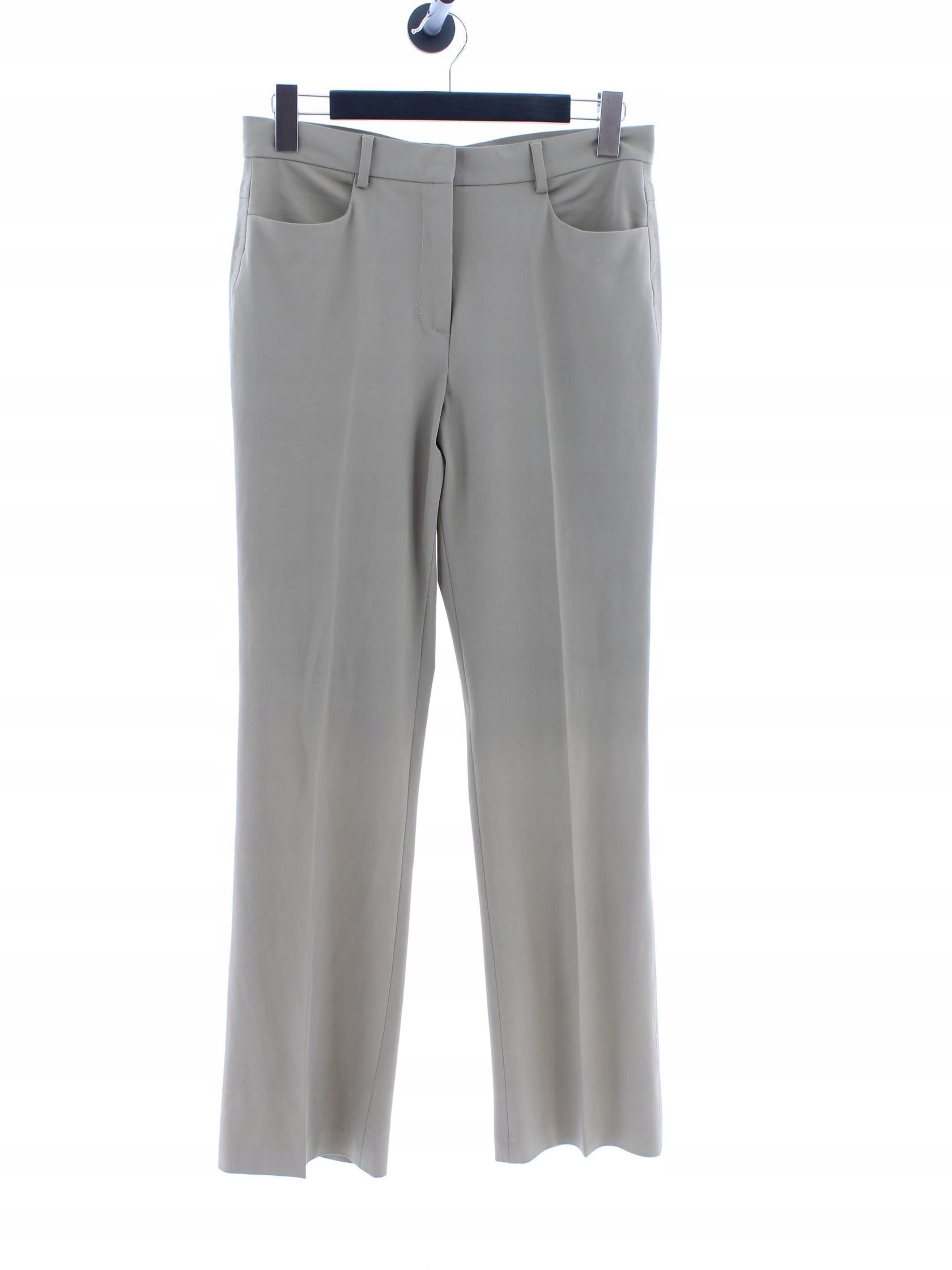 b9810b49bee077c4087128b8f03400f1
