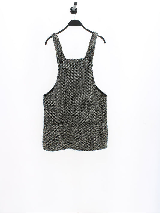 a069689bafa5623facb0a17967b52084