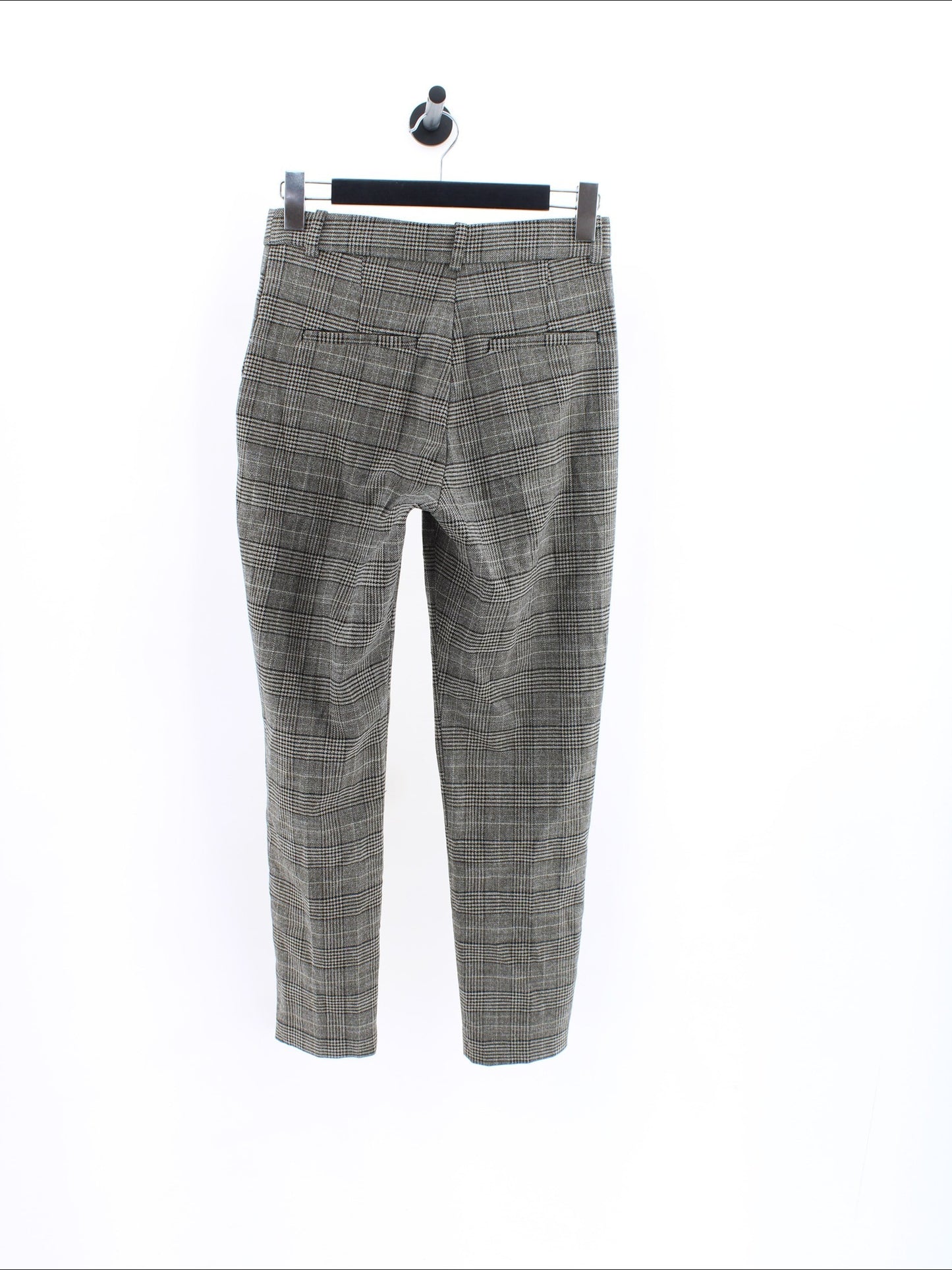 5ec348da133d6708efb0b19e1888b27b