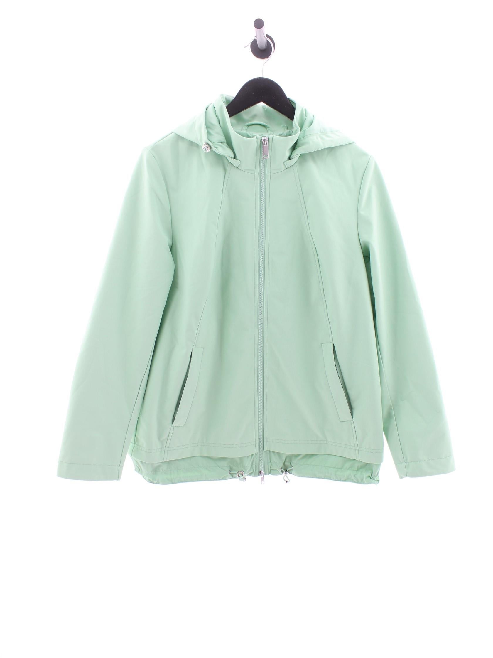 ecb8d28bd26caf5bca0cde24ccec04f2