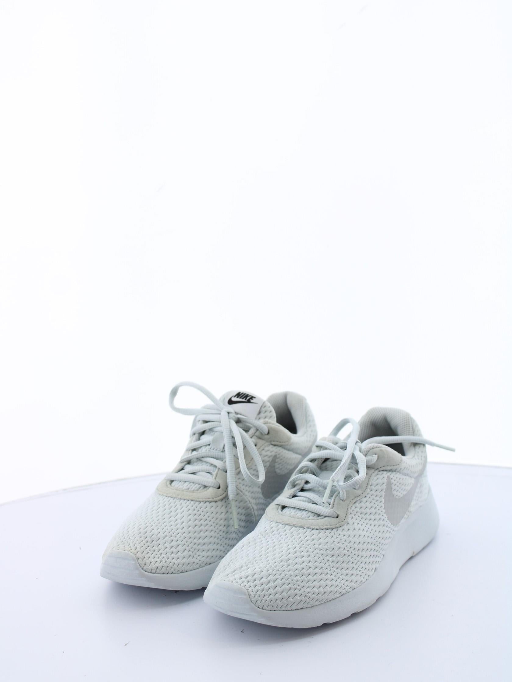 1603c661a8c1cc24a44dde97756e5a26