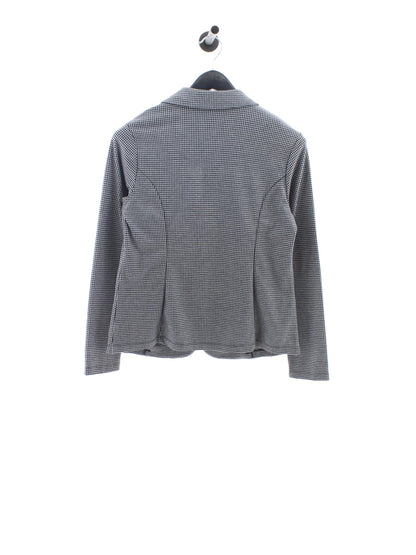 4d4af7bdccf89f4b52d2693ef63b8428