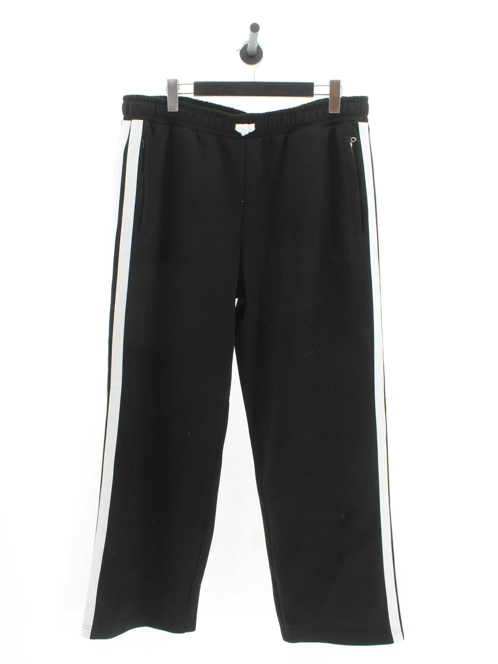 a515b51e12624f88d830c094bbbaa763