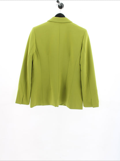 e3835bf8dc92d180fcf132bd57c2352e