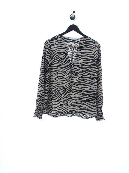 e8b5d70acbb6d3bc70daa363e4185fc6