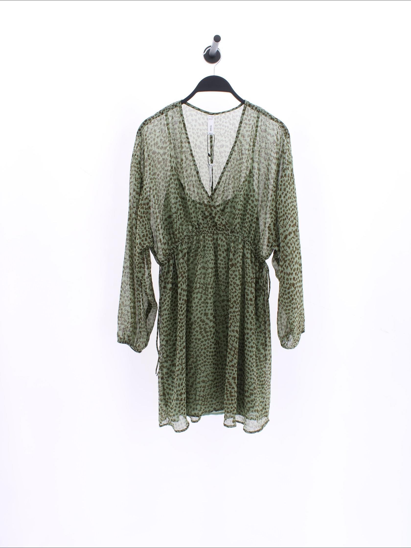 b64eba14e7f2b6c2c3739f4a180b8554