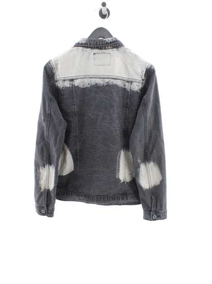 fb87c9798bc3dced48cf06f6c88e808e