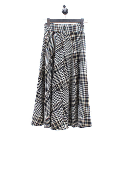 06bc35e7d5126183f2b2766415d1f849