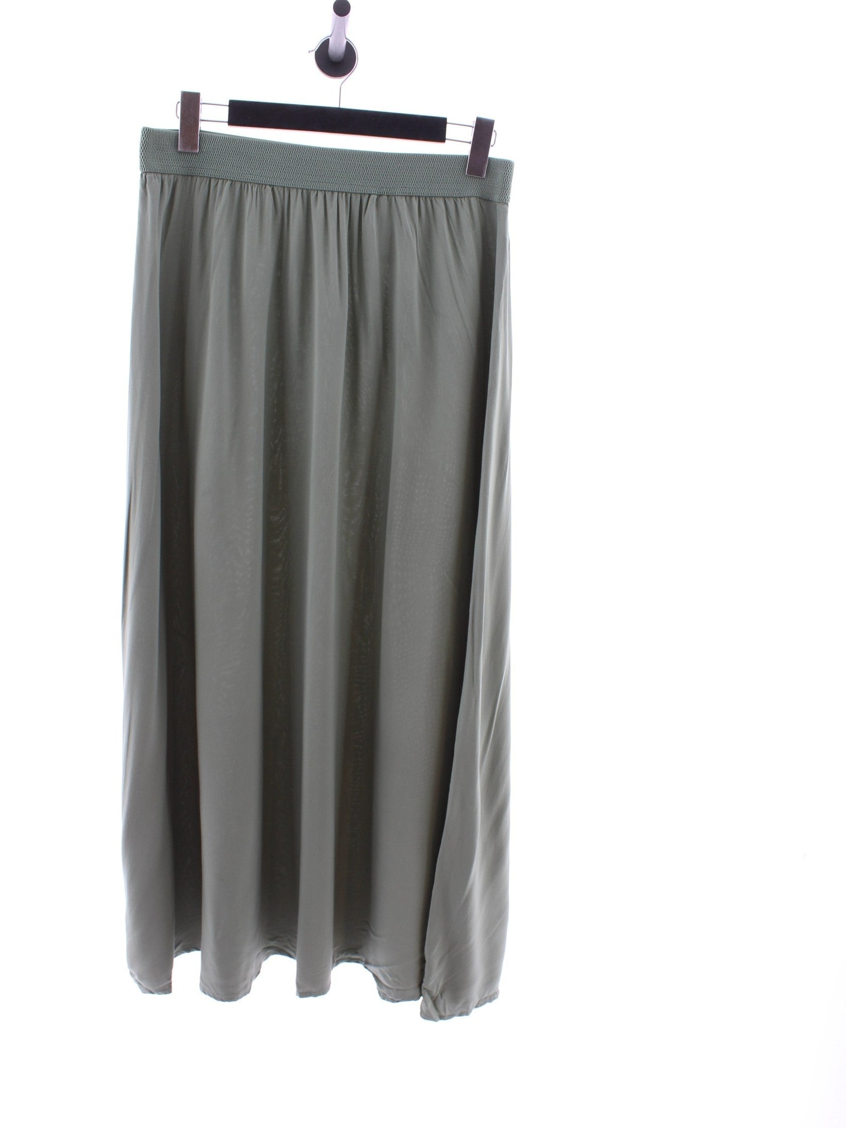 3674766fad418bed75c43346b68d4091