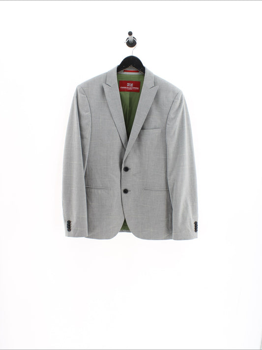 b9822e32221e55be328697d4b651165a