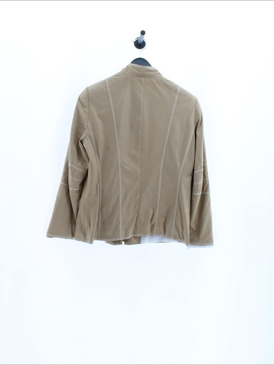 b9bf01a1985cc318a3063ede91ea36b7