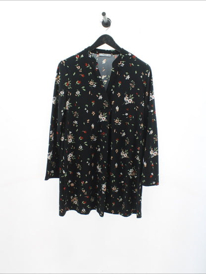 f6d9b78fb8d3d8aa99f2598c971c335e