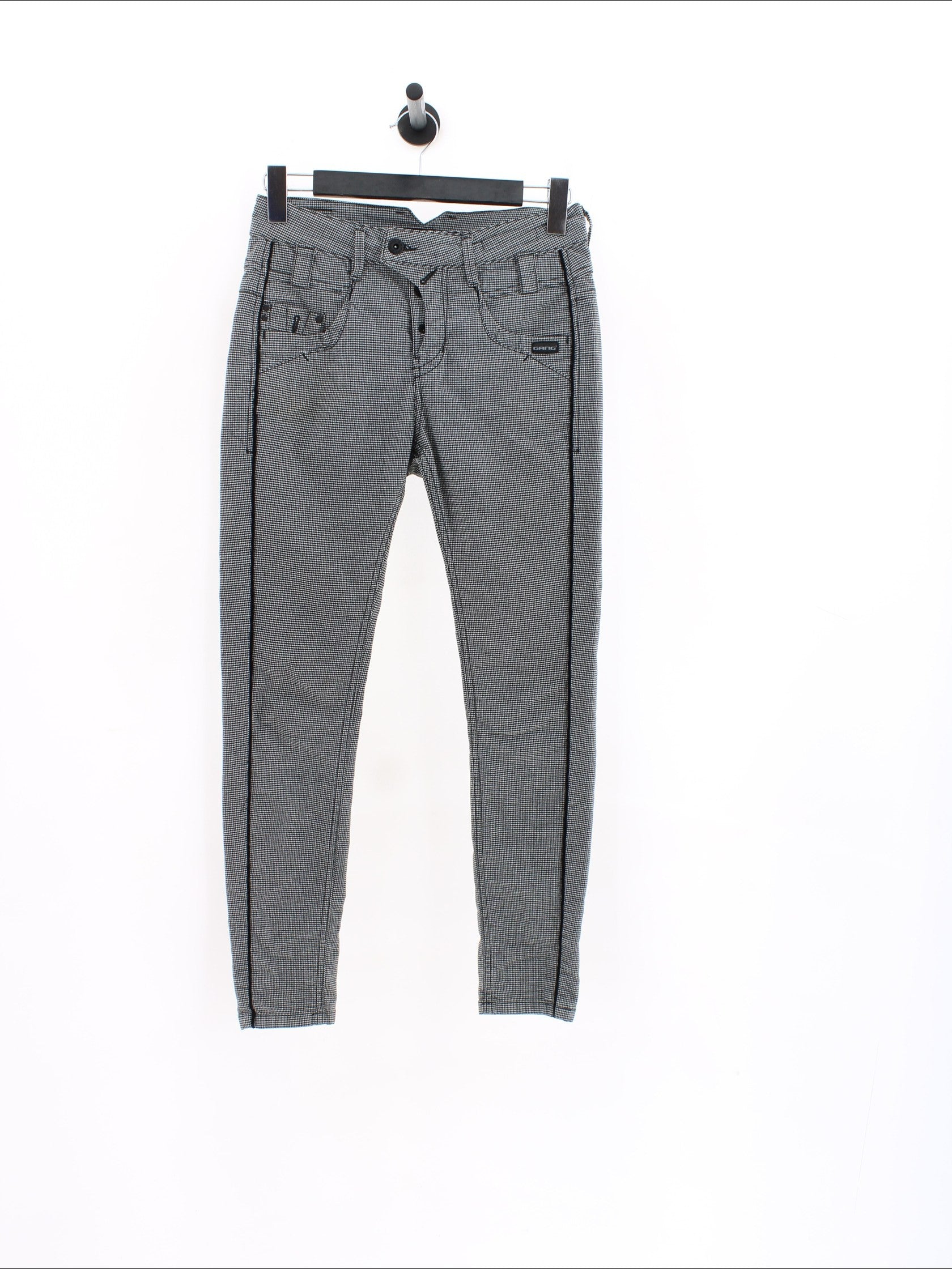 8233748e44746c13263bd8161a897bb0