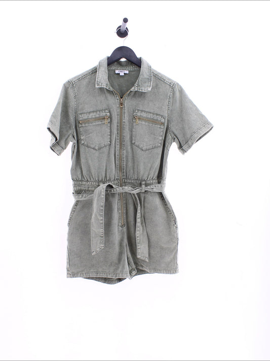 3666aae8d3d7b12a3212ff1858247f89