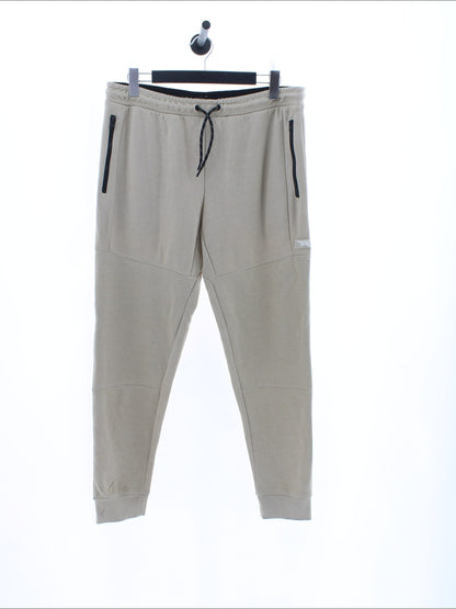 b1cbde1db5e9a481f68d1e775c09be42