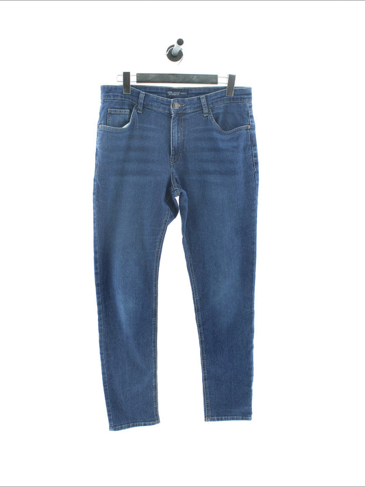 3c6aa7316d67e01a8d1245e1b643420c