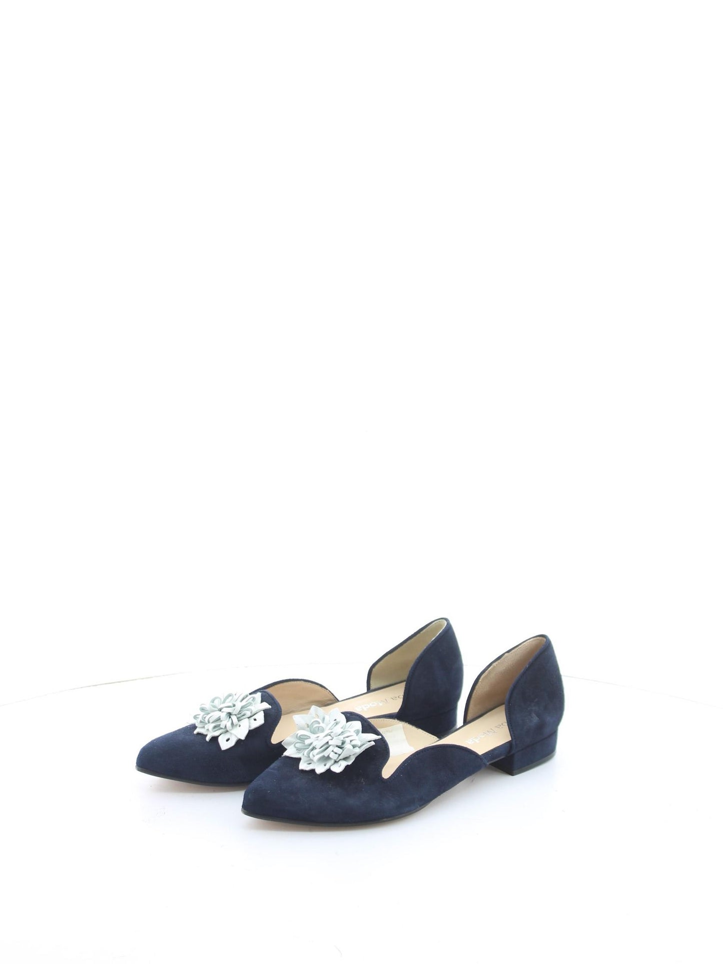 27f79f476948a9b5f6ae4e3abe8414d1